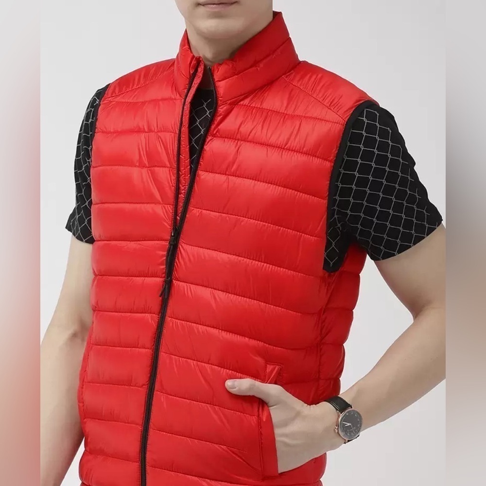 Aeropostale Unisex Red & Black Quilted Puffer Vest